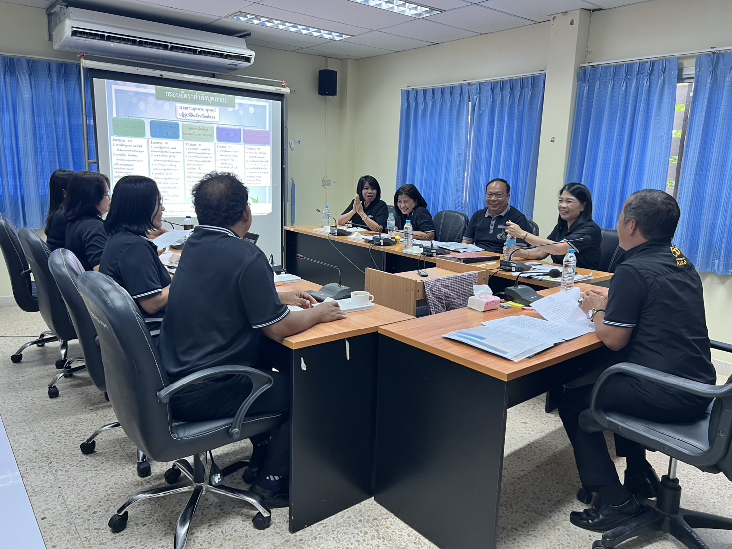 title - ผู้ตรวจราชการ ส.ป.ก. ประชุมตรวจติดตามความก้าวหน้าผลการดำเนินงานตามแผนการตรวจราชการ ของผู้ตรวจราชการกรม (นายวินัย เมฆดำ) และประชุมตรวจติดตามผลการดำเนินงาน ตามแผนการตรวจราชการของผู้ตรวจราชการกระทรวงเกษตรและสหกรณ์ (นางสุวรรณี ศรีสุวรรณ์) ประจำปีงบประมาณ พ.ศ. 2569 รอบที่ 2 เขตตรวจราชการที่ 14 จังหวัดยโสธร